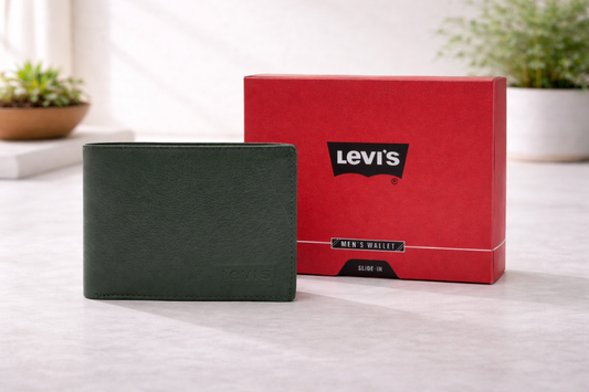 Levi’s® Premium Men's Leather Wallet